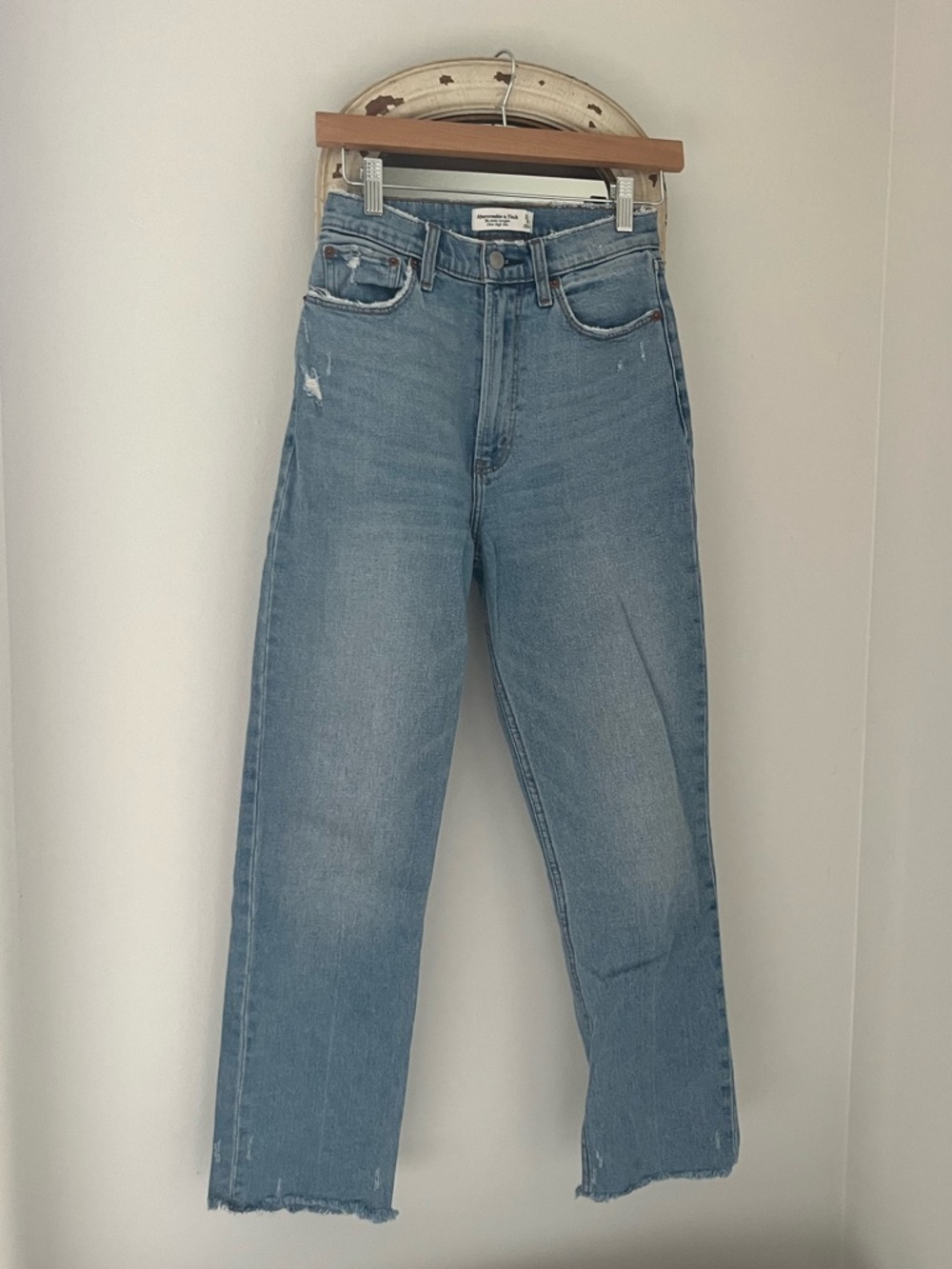 Abercrombie Ankle Straight Ultra High Rise Jeans